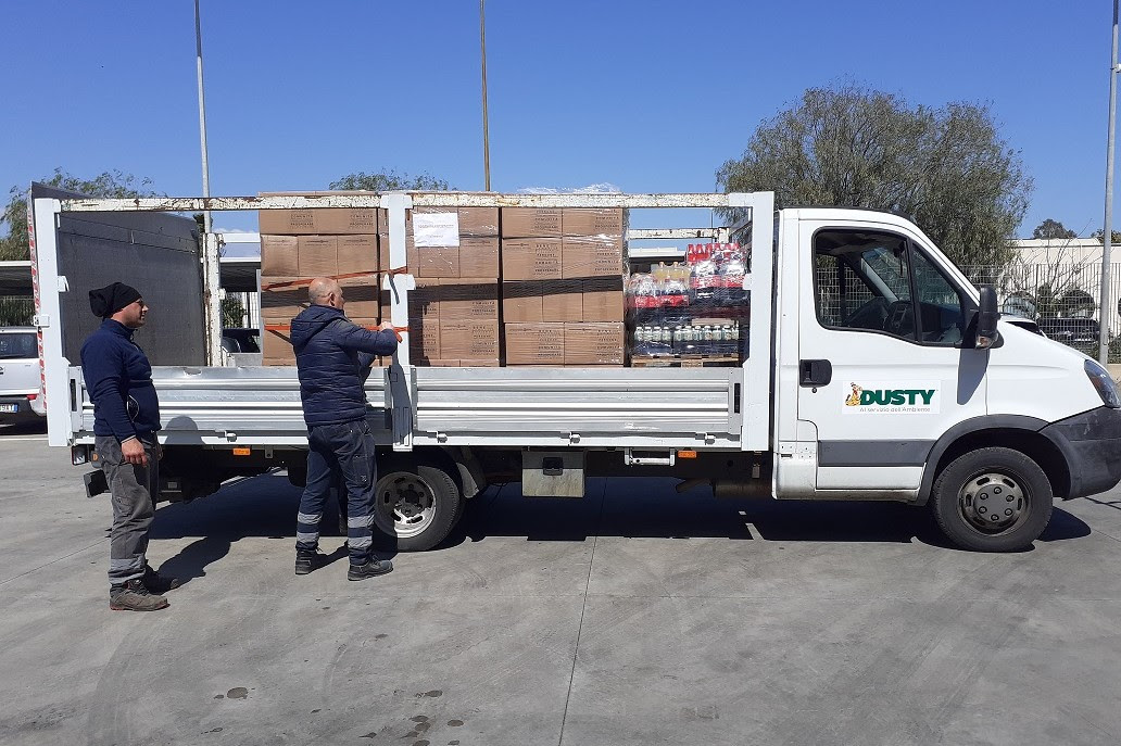 I camion della solidarietà per dare aiuti concreti ai profughi ucraini arrivati in Sicilia